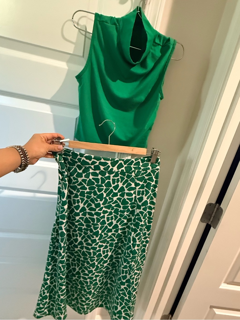 Green printed crop and midi skirt set